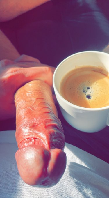 Who wants breakfast? Send PM 😅  https://t.co/BdXtUy5aCP https://t.co/AKOdFoO02Z&hellip;  #bigdick #bigcock #bigcockxxl<a href="/tag/bed"class="tags"><span>#bed</span></a><a href="/tag/flash"class="tags"><span>#flash</span></a><a href="/tag/porn"class="tags"><span>#porn</span></a><a href="/tag/breakfast"class="tags"><span>#breakfast</span></a><a href="/tag/male"class="tags"><span>#male</span></a><a href="/tag/bigdick"class="tags"><span>#bigdick</span></a><a href="/tag/solo"class="tags"><span>#solo</span></a>