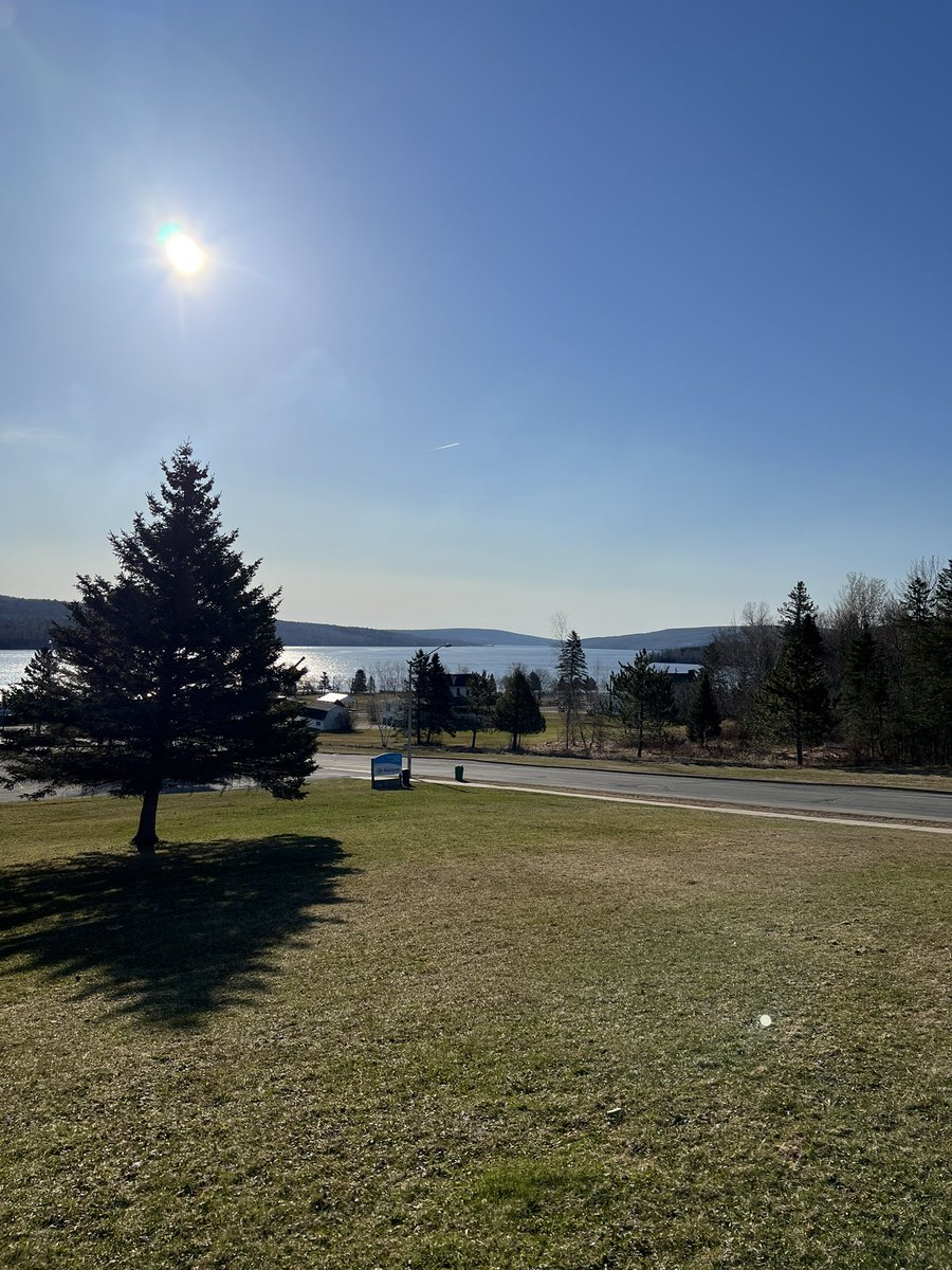 gmacfarlane103's tweet image. Everywhere I look in @DestinationNB #NB I see opportunity. Enjoy your day