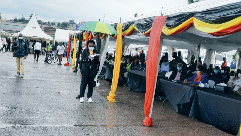 InesflyUganda's tweet photo. World Malaria Day Bicycle Ride 2022
Hon. Dr. Jane Ruth Aceng - Minister of Health gives a speech.
#InesflyUganda #FightMalaria #malariafreeuganda #RotaryClub #insecticidePaint #MalariaControl https://t.co/xN5gYAZOzF