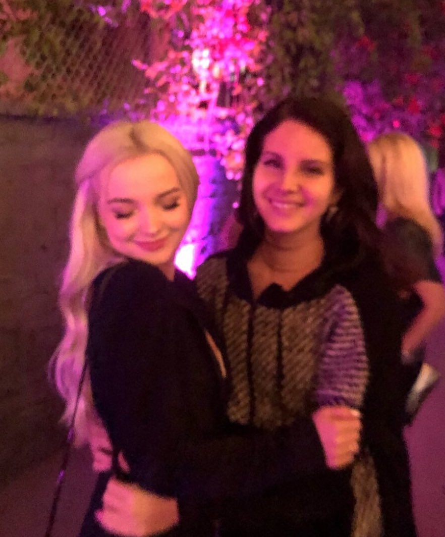 dovlanasafe's tweet photo. — hi ! this account is dedicated for lana del rey &amp; dove cameron stans ୭̥⋆*｡ 

pls like x retweet to spread! 💭 https://t.co/0jD6WXxBMa