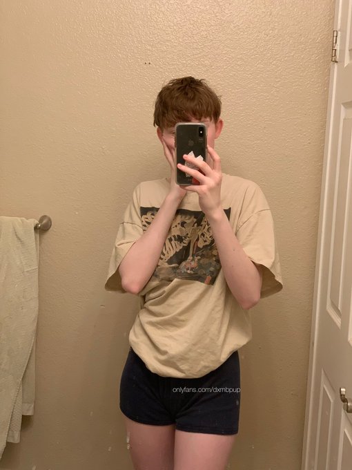 Watch ๑ 𝐩𝐮𝐩ㅣthey/he ๑'s leaked NSFW photo on TwXstars