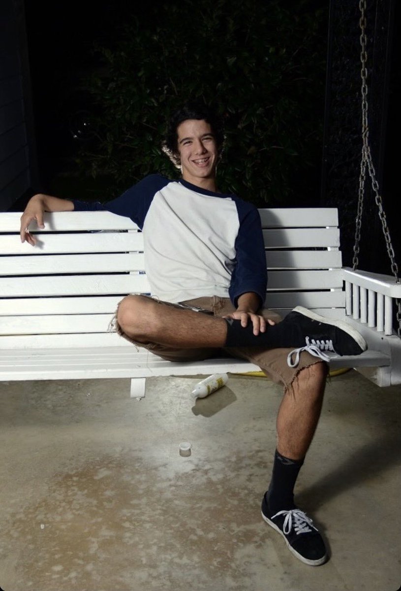 autumnandras's tweet photo. Happy Heavenly Birthday, Buddy ❤️ I miss you and your dumb messages every day https://t.co/Uz1WDf0z2U