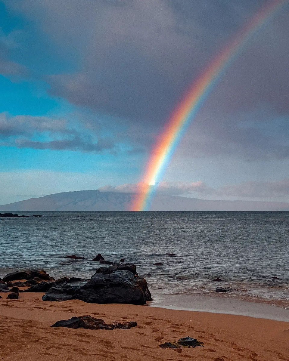 onlykspirit's tweet photo. Photos by kurtjurgen
Napili-Honokowai Bay
#ナピリ・ホノコワイ湾
#Hawaii
#skyaddic #bevisuallyinspired #theimaged #worldtones #master_gallery #lookatthosecolours #awesome_photographers #sunset https://t.co/11frxQ6QdG