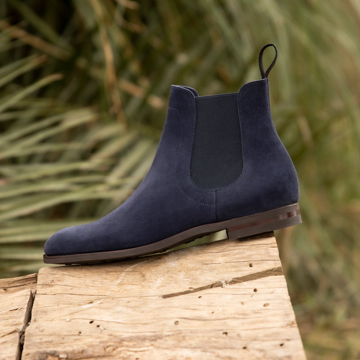 carminashoemake's tweet photo. Introducing our unlined ultraflex goodyear chelsea boots in navy suede. 
​discover at Carmina Shoemaker website &amp; stores. 
​#carmina #flexgoodyear #unlinedboots #chelseaboots #menboots #mensstyle #mensfashion  https://t.co/Vgu5lr6ZXn https://t.co/14YKqjtqIE