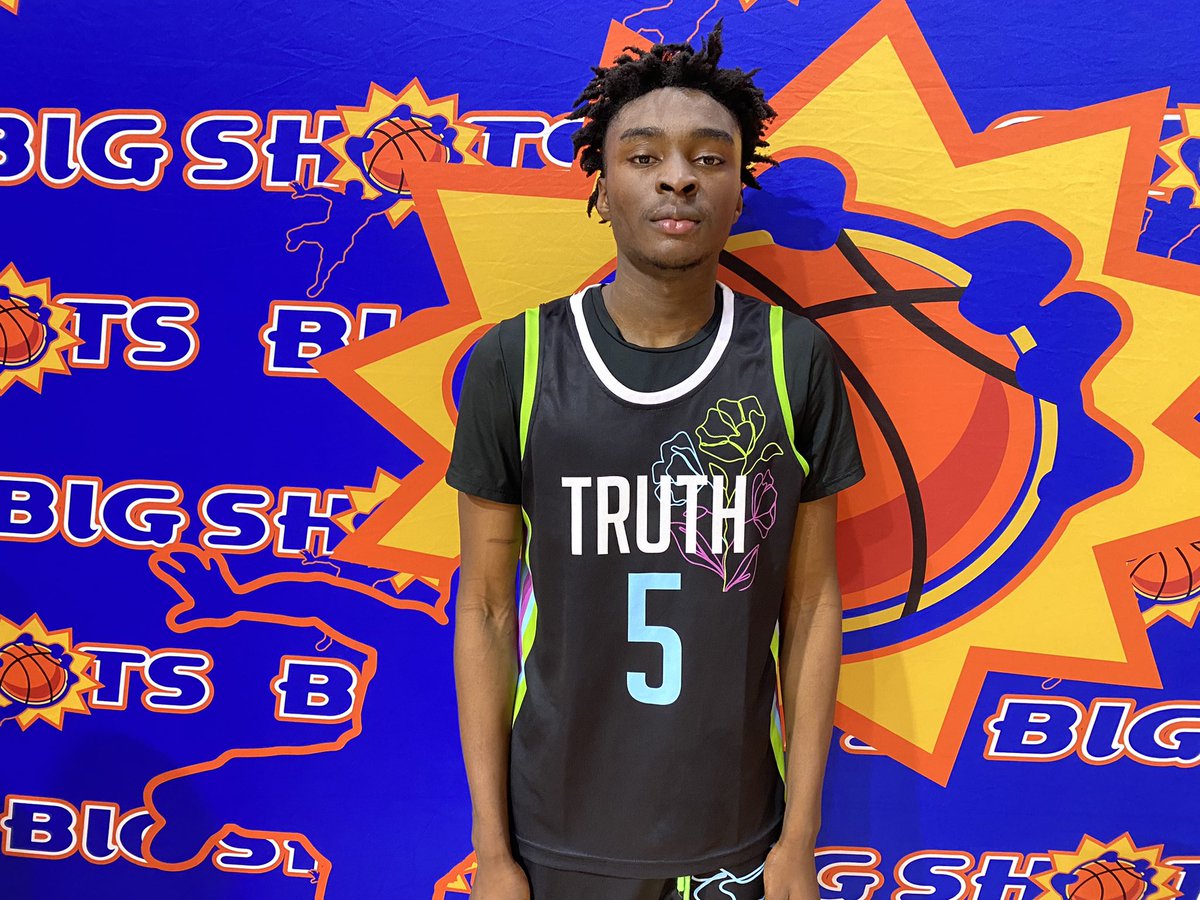 BIG SH🏀TS tweet media