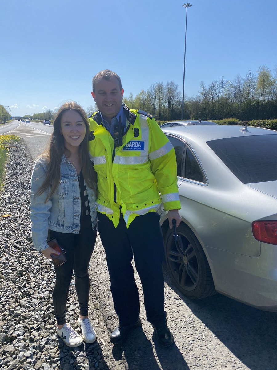 chloefitz00's tweet photo. Big thanks to sergeant Higgins from Drogheda for stopping and changing our flat tyre on the M1 today. @GardaTraffic https://t.co/IjoDVI0eis