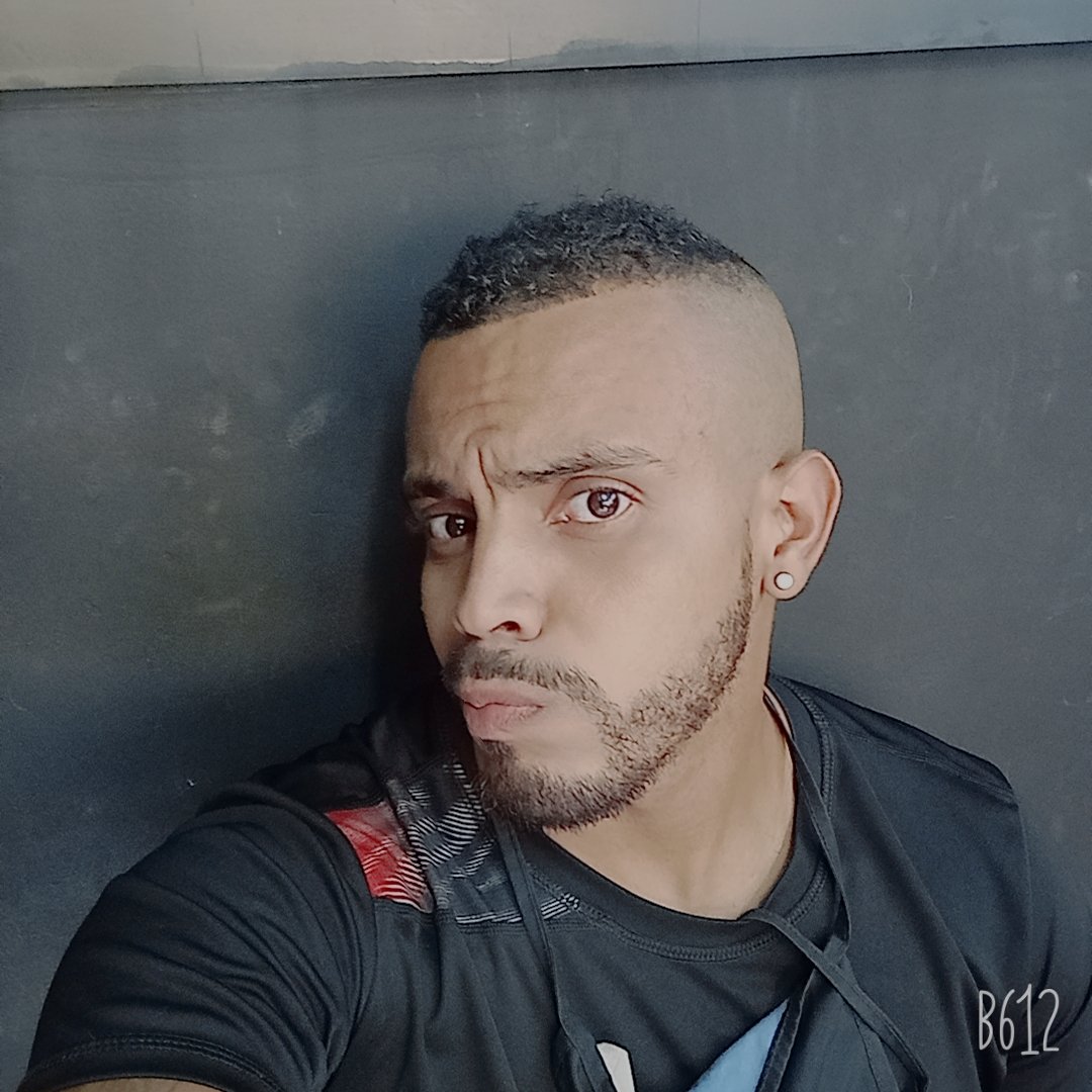 webcammasajes's tweet photo. #modelo #fit #lgbti  vive tu vida al máximo https://t.co/m1nwtqQrbE