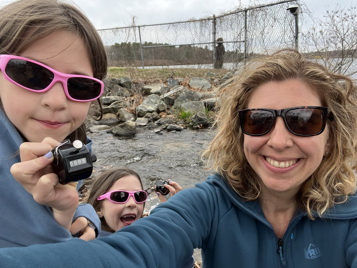 Let our weekly shift monitoring for the <a href="/MysticMyRWA/">MysticRiverWatershed</a> #riverherring migration project at #hornpond begin! The more info gathered about one of the largest fish migrations in #NewEngland, the easier it will be to advocate for a clean and healthy #MysticRiver!