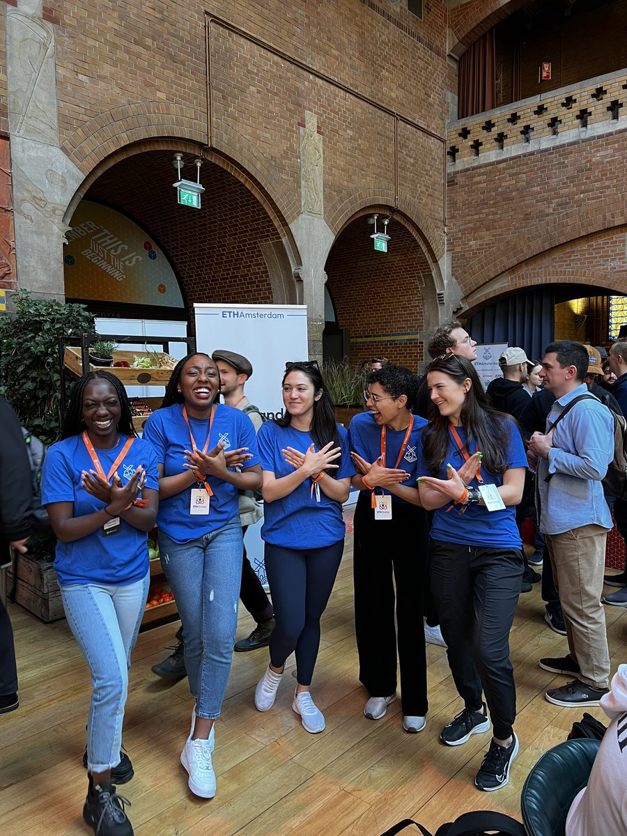 daoralabs's tweet photo. The team behind this powerful tool. 🦋
@MabelOchebiri @afrishan @sunny4earth @0ceans404 and Christina Polyukh https://t.co/rngmmhzuRs