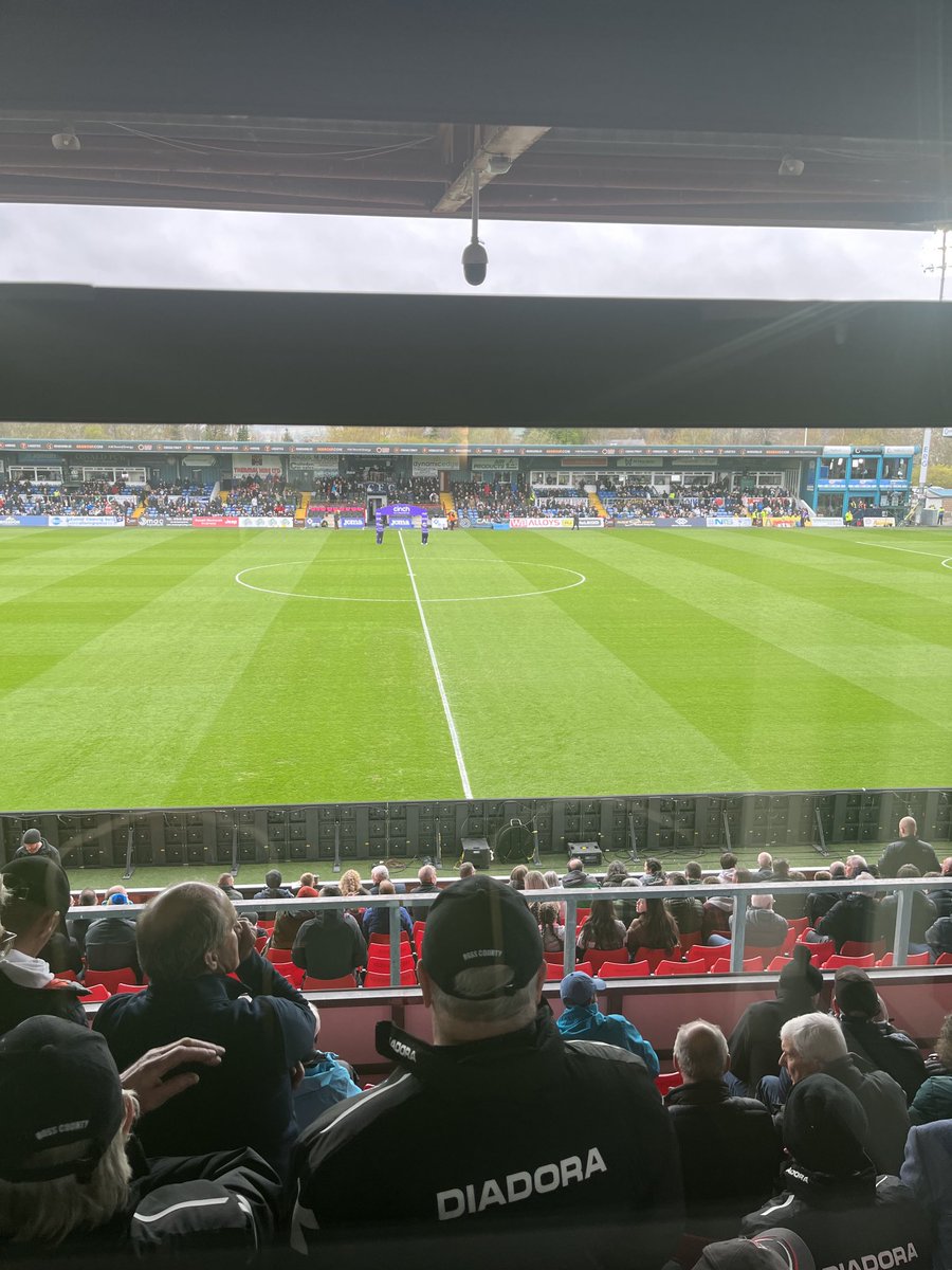 The view from the box 🍀🍀🍀🍀🍀🍀