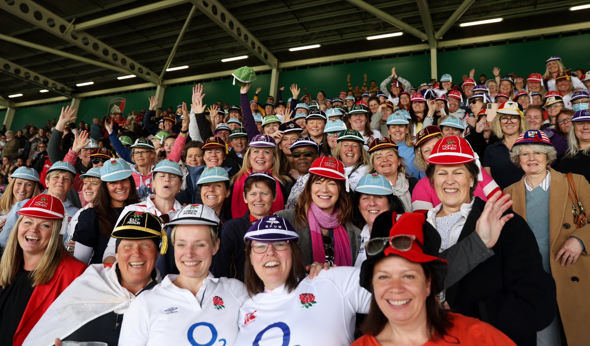 EnglandRugby's tweet image. Pioneers of women's rugby 🌹

#OnThisDay in 1994 England won the Women's World Cup. 28 years later and hundreds of former players as well as pioneers of the sport reunited to watch the #RedRoses 🙌