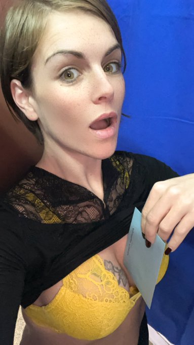 Et voil&agrave; j&rsquo;ai vot&eacute; et toi ? https://t.co/en998vmEzW<a href="/tag/models"class="tags"><span>#models</span></a><a href="/tag/picoftheday"class="tags"><span>#picoftheday</span></a>