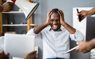 The dark side of digital working: 3 takeouts from research for #digitalworkplace practitioners digitalworkresearch.com/the-dark-side-… #digitalskills #digitalwellbeing #digitaldetox #workwellbeing #digitalwork