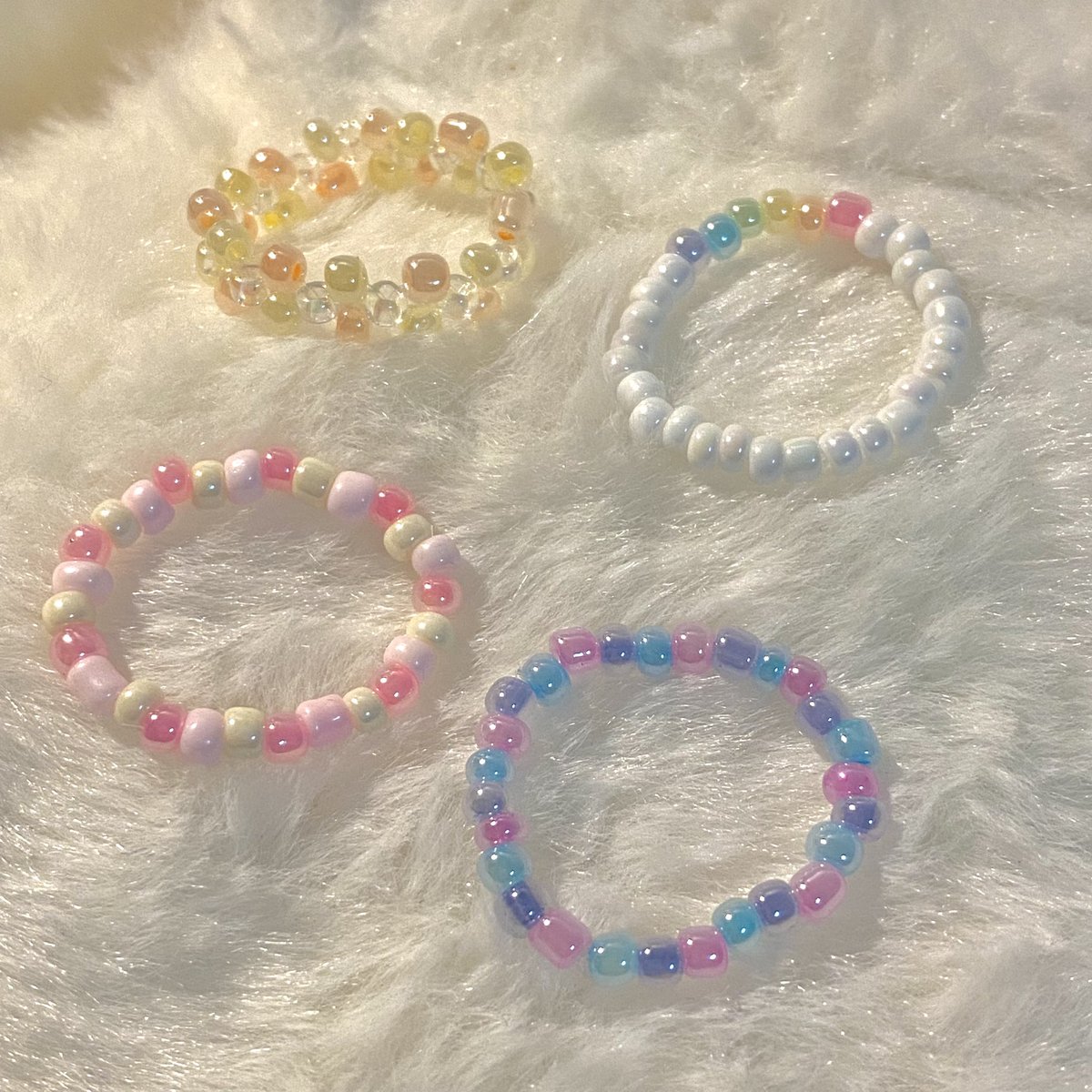 mamaacrxm's tweet image. 𐬹𓈒✿ bead ring 💍𓈒⤾

📁◌ สามารถสั่งทำได้ 🗯
⟢ แบบสีล้วน , เรียบๆ  5 ฿ 
⟢ แบบมีจี้ , ทำเป็นรูปทรงต่างๆ 10+ ฿ 

𓈃 REG 30฿ / EMS 50฿ ⊹ 🛒

#รับทําของแจก #แหวนลูกปัด #ลูกปัด #แหวน #รับทําgiveaway #รับทำของเเถม  #ของขวัญปัจฉิม #รับทําของแจก