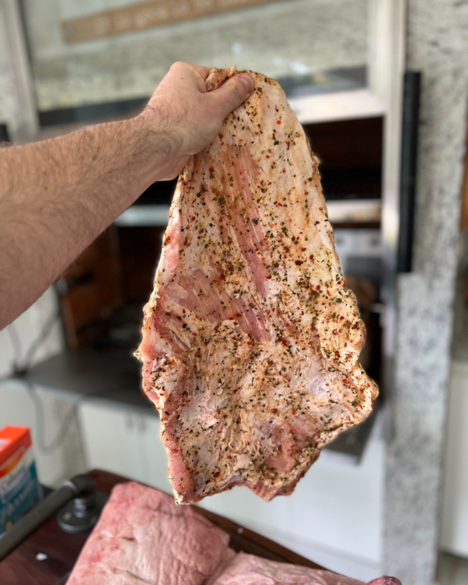 hay alguien a esta altura que no meta matambrito en sus asados?