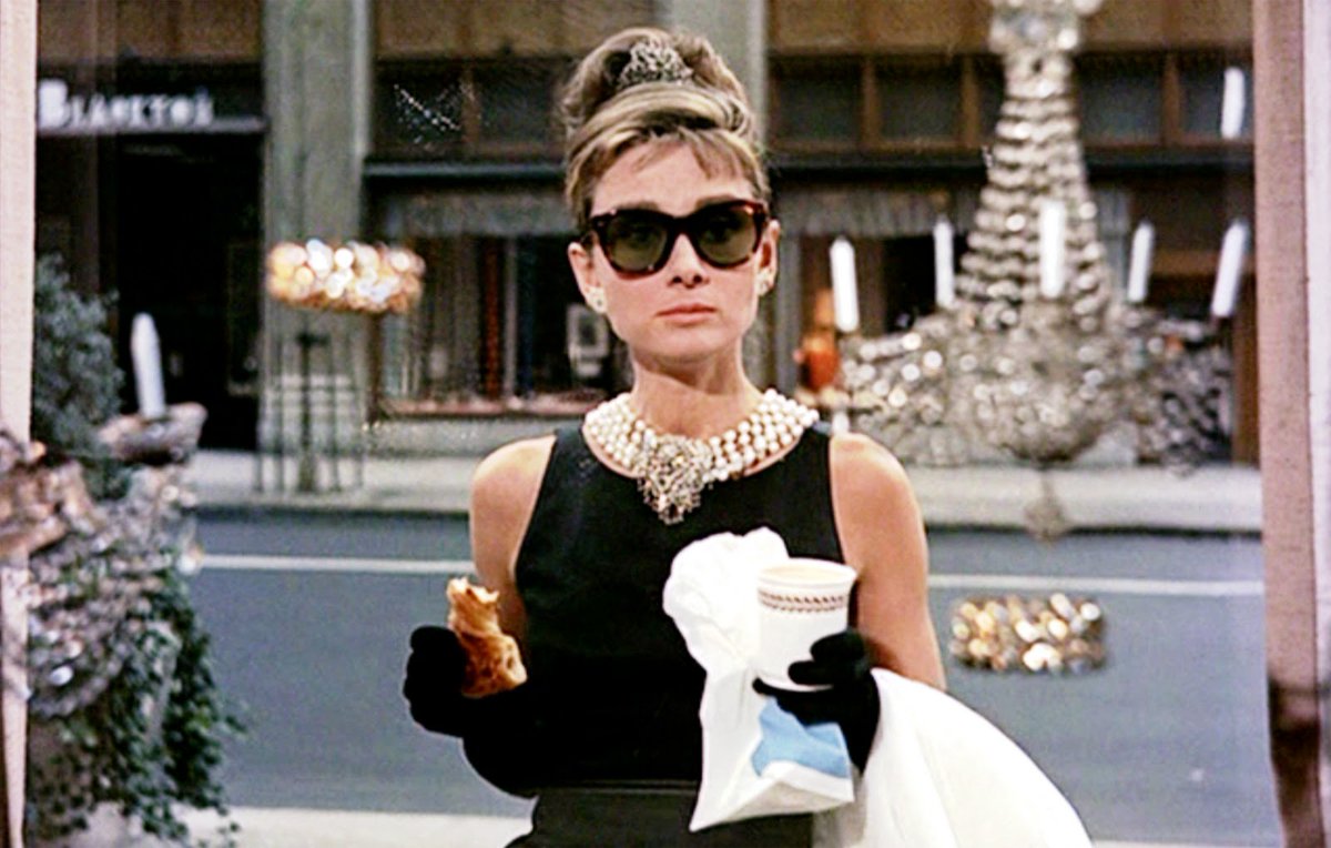 TODAY (APR 23) at 7:30 PM join us for BREAKFAST AT TIFFANY'S starring Audrey Hepburn.
Tickets: ow.ly/gbfm50IA7lG