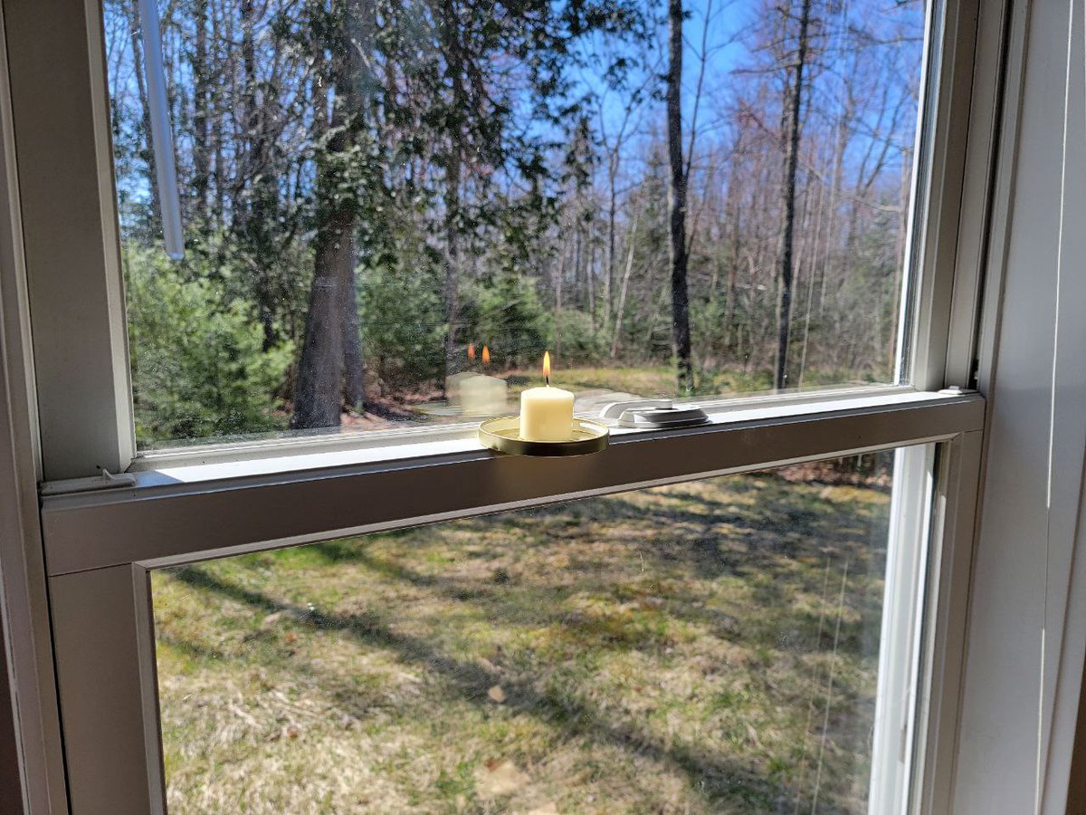 I light this in honor of a dear friend and his son who we just found out passed on long, long before his time. 

May the young man rest in peace, and may his dad find some comfort right now. 🕯️