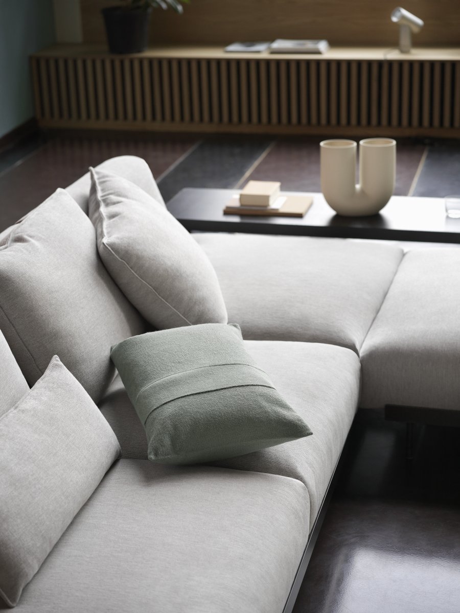 The In Situ Modular Sofa invites for Sunday's ease with its deep comfort and soft seat: hi.hmlr.co/6014wf0ae