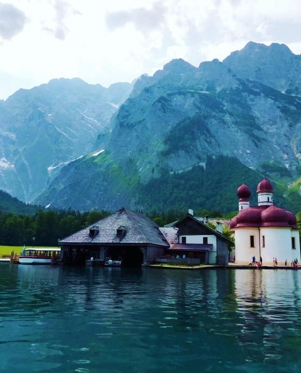 jacreich55's tweet photo. Enjoy the view #beautiful #lake #landscape https://t.co/TS2VOZlrat