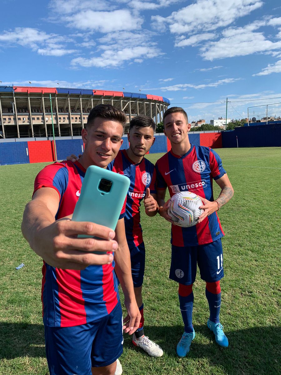 caslajuveniles's tweet image. La 📸 de la 📸