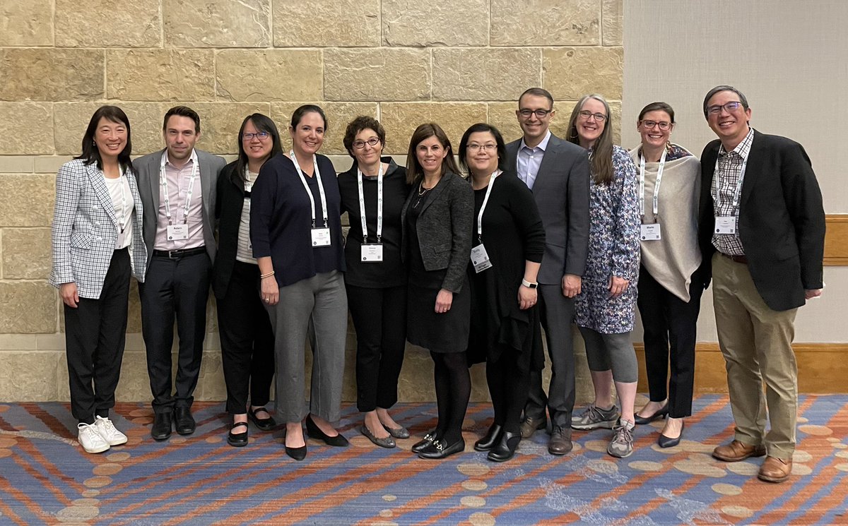 @DmFerriero 2022 NBS Honorary Fellow and her mentees #UCSFProud @SBonifacioNeo @eerogersmd @COCOshaveice @jshimomd @NewbornBrains #NBSatPAS #PAS2022