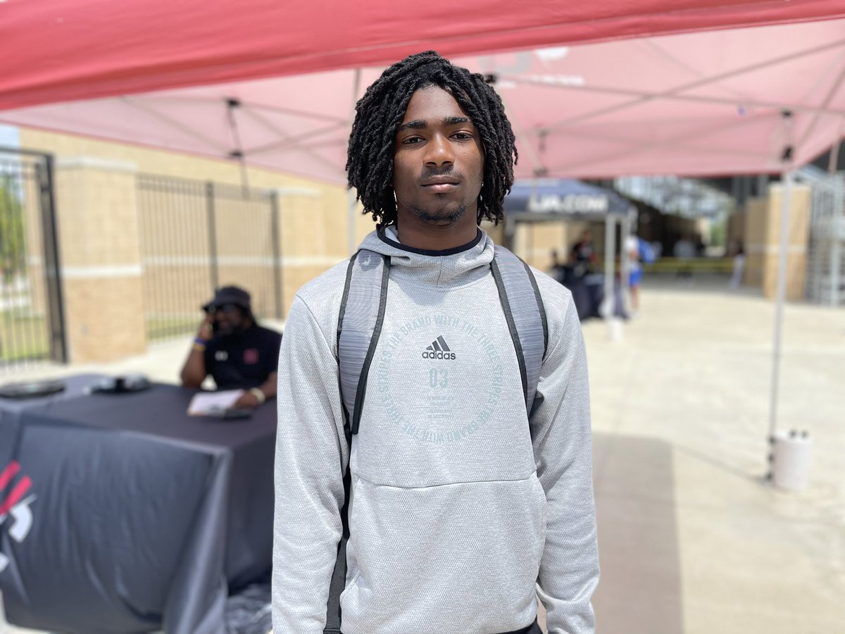 R_Brauninger's tweet photo. Ft Bend Marshall CB Mike Patterson
π#ESPNUnderclass https://t.co/GbAWNKXhHe