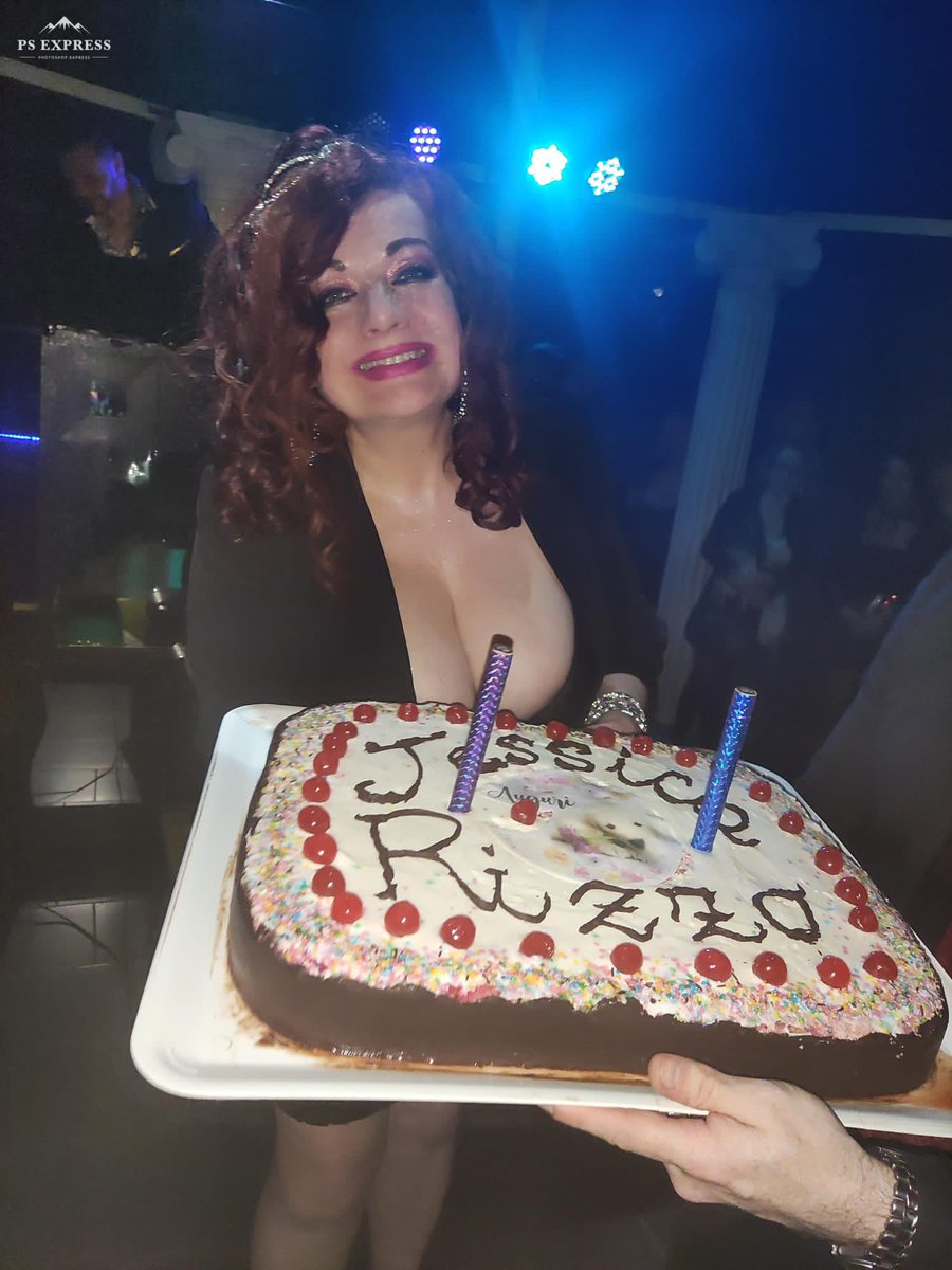 Ringrazio tutti quelli che hanno partecipato al mio compleanno 💋💋💋💋💋❤️❤️❤️❤️❤️❤️

allmylinks.com/jessica-rizzo

#compleanno #jessicarizzo #festa #party #cenadicompleanno #grigliata #torta #brindisi #ilmondodiatlantisclub #clubprive #roma #scambisti #star #actress #modelswebcam