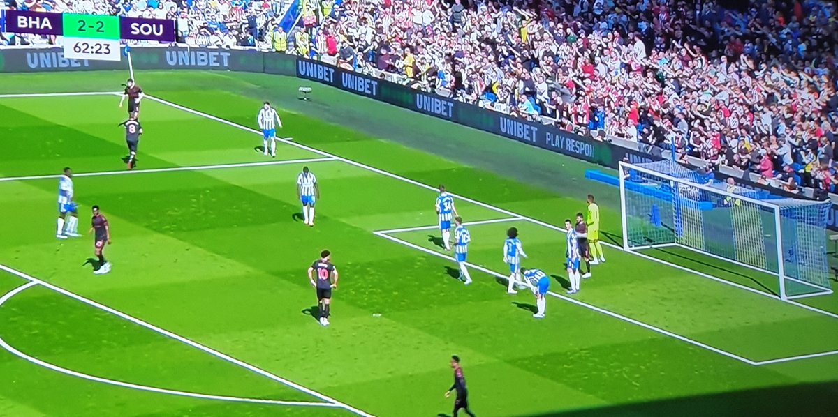 SaintTractor's tweet photo. All we can hear from the #Amex are the #saintsfc fans. COYR #WTFILN #OWTSGMI #BHASOU https://t.co/hxhsrp9yJZ