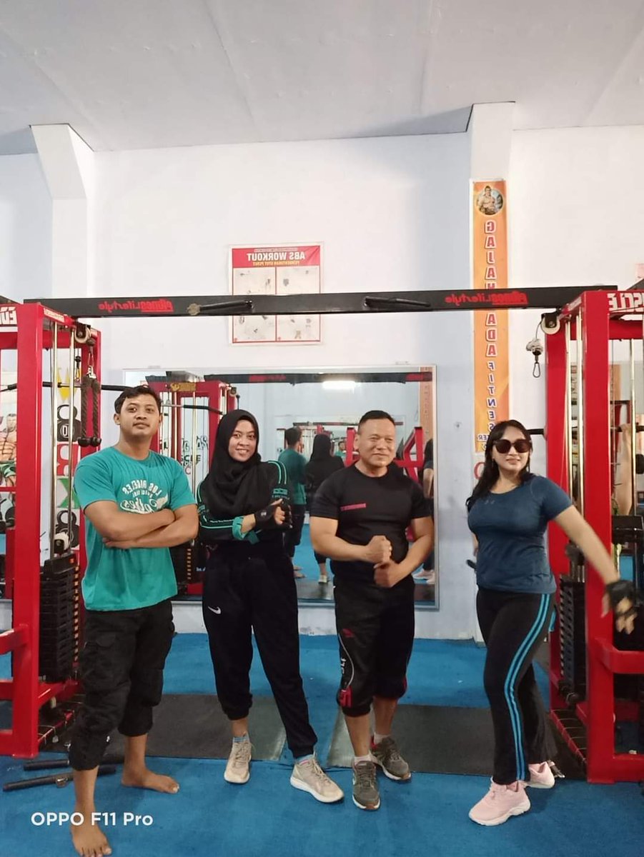 CyinErna's tweet photo. Tetap Semangat Di Bulan Puasa https://t.co/I8Ef1gwYz6