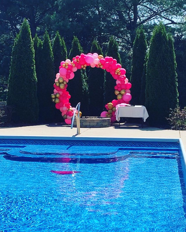 Upgrade your next event with the Casual Chic Events hoop Arch! 

Contact us today !!! 

317-220-2664 
Casualchicevents@gmail.com

#balloonwall #casualchicevents #indykidspartyplanner #indyballoons #indianapoliseventplanner