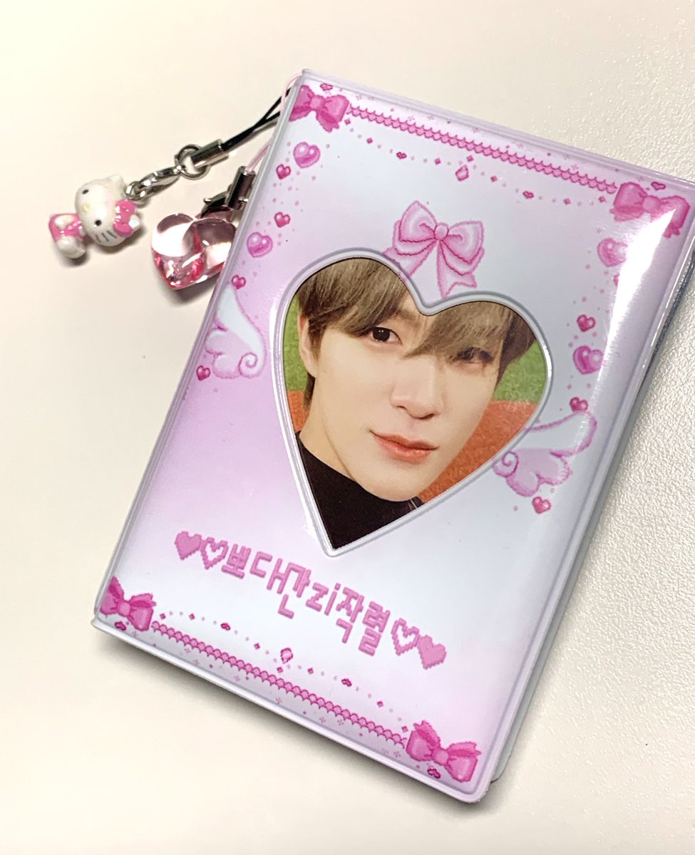 moracmorac_'s tweet photo. 💗 뽀ㄷH간zi작렬 콜렉트북 2차 판매 입금폼 💗

#Rt 추첨 한 분께 콜렉트북을 보내드립니다!

💓 04/24 ~ 05/08 23:59
💓 https://t.co/fsS6wYpdBL https://t.co/R17IzKuoxA