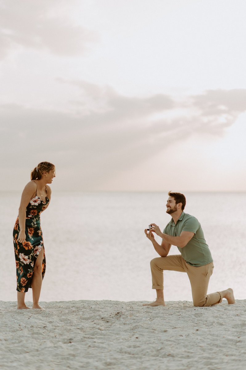 GrantSinnfor3's tweet photo. She said yes! https://t.co/YNzSYdHiAh