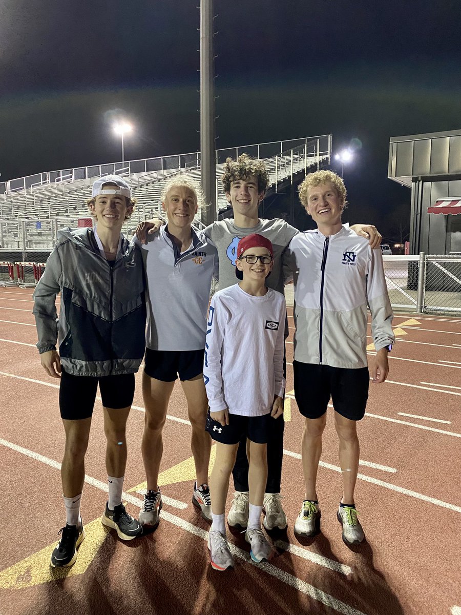 wilson_running's tweet photo. Everyone needs their people - the ones who challenge us, the ones who cheer us on, the ones we follow and the ones we lead and give hope to. You could win every race and finish alone, or compete well and finish with friends. #DNIP22 https://t.co/AVhmmCtbMG