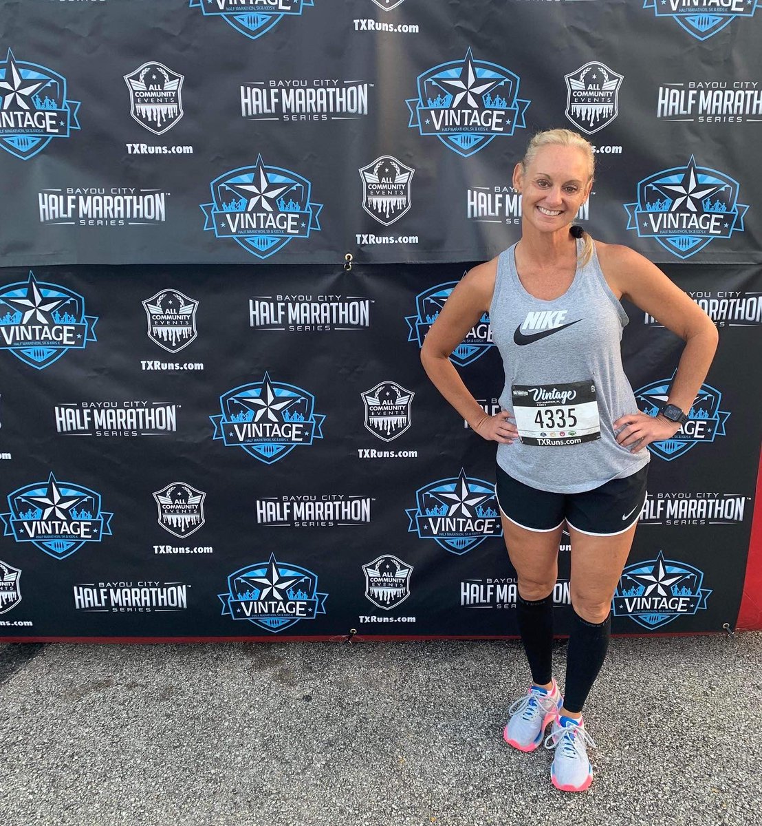 CoachWachel's tweet photo. Another race conquered! πββοΈπ Todayβs race was challenging and the competition was fierce but Iβm still going home with some hardware! ππ₯#Vintage5K #runhouston #runaddiction #foreverarunner #rungirl #unstoppable https://t.co/lByn9cSnD3