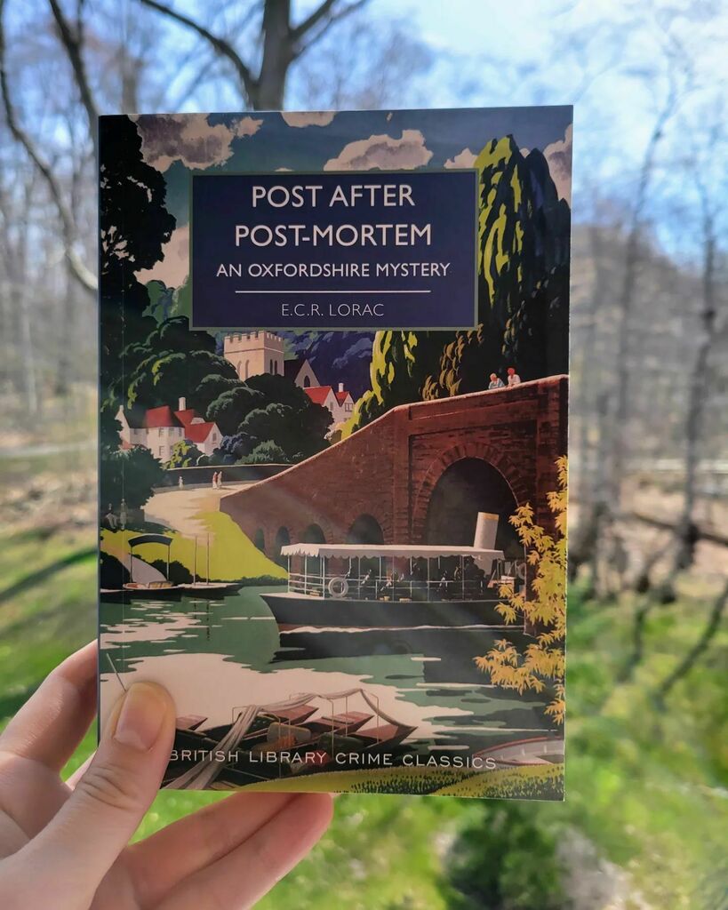 holdonhappiness's tweet photo. A sunny Sunday morning and a pretty book. Life could be worse.
#bookblogger #blogger #bookstagram #britishlibrarycrimeclassics #read #reading #bookworm #mystery #vintagecrimefiction #prettybooks #prettycovers https://t.co/1wH91s04aA