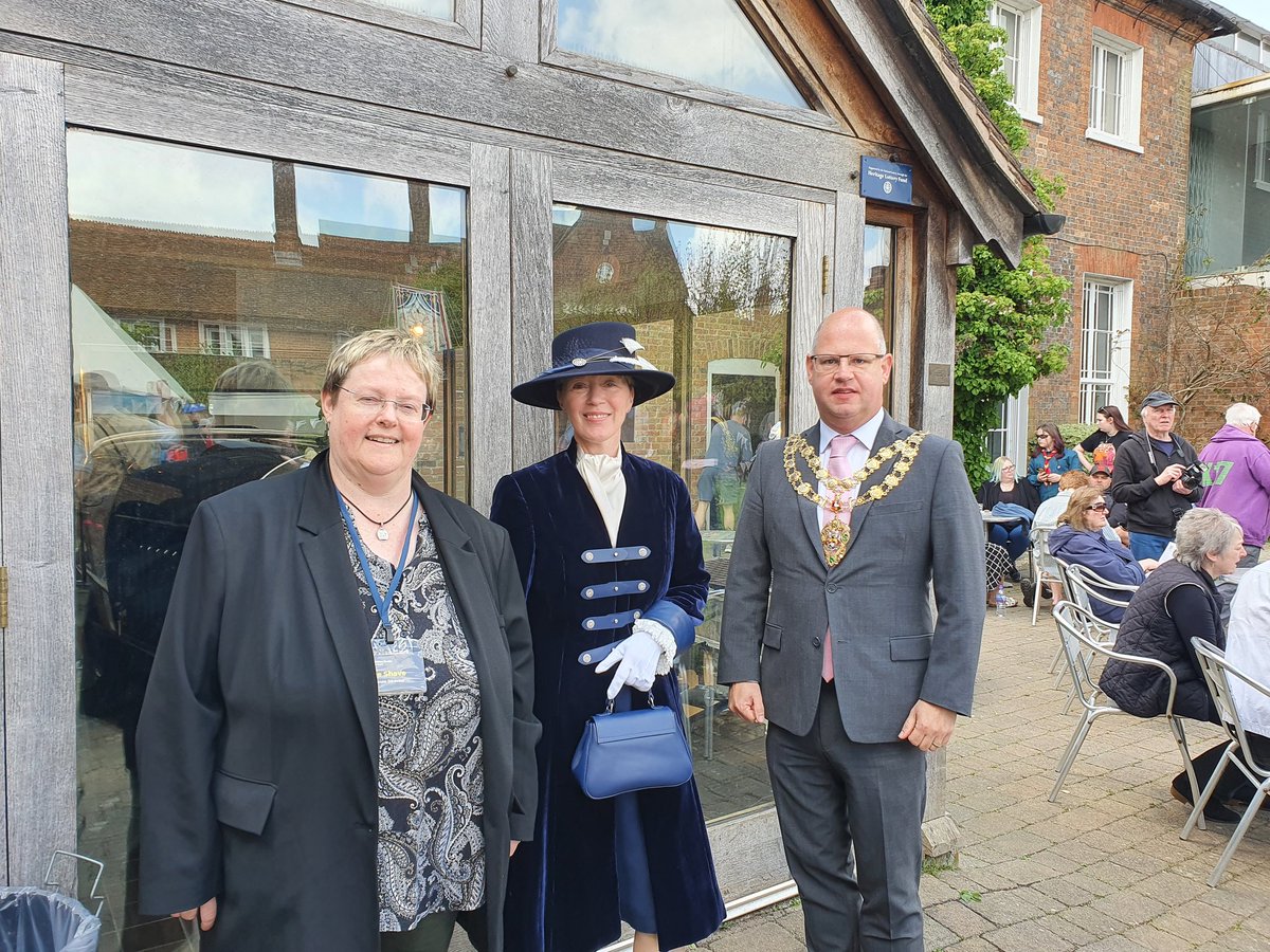Discover Bucks Museum (@bucksmuseum) on Twitter photo Congratulations to the newly sworn in High Sheriff of Bucks spotted visiting St George's Day Fayre at the Museum today with Mayor and Museum Director @HiSheriffBucks <a href="/aylesburytc/">Aylesbury Town Council</a> Congratulations to the newly sworn in High Sheriff of Bucks spotted visiting St George's Day Fayre at the Museum today with Mayor and Museum Director @HiSheriffBucks <a href="/aylesburytc/">Aylesbury Town Council</a>