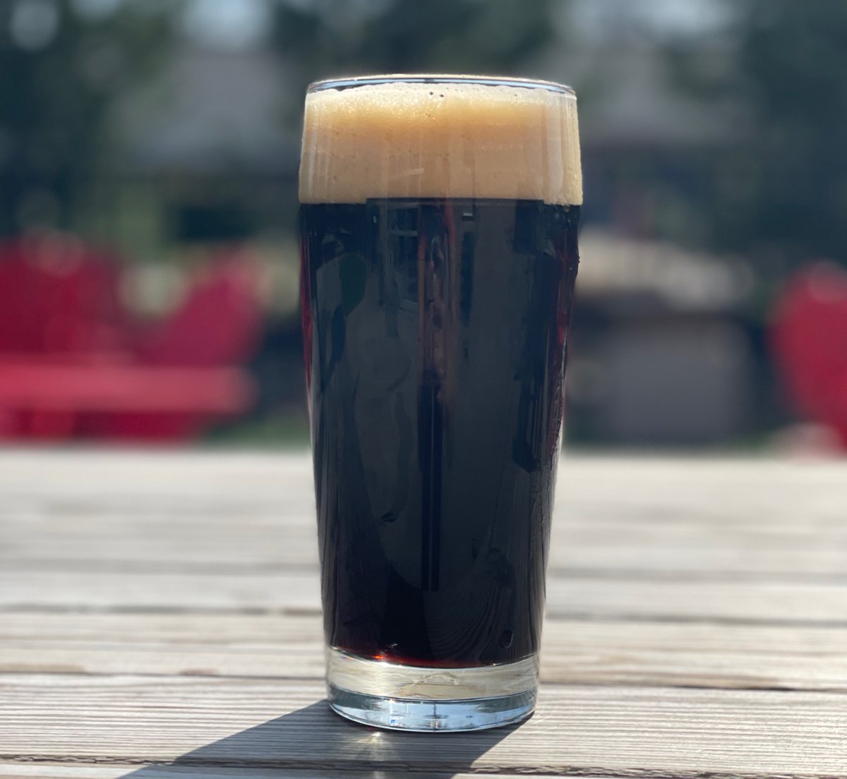 SibRevBrew's tweet image. 🚨 NEW BEER ALERT 🚨
Introducing Mol’e Stout🍺
This is a bold chocolate stout brewed with cocoa nibs jalapeños, peppers, and chilis 

Come join us on the patio for a pint or two! We’re here from 12:00pm-5:00pm🍻

#srbrew #siblingrevelry #lunchdate #patio #springhassprung