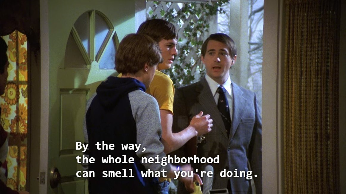 AndrethaKnight's tweet photo. @classy_cutie03 @drewmonson7 It’s funny how they only pointed the smell in one episode 😂 https://t.co/y9ItvE0BDF