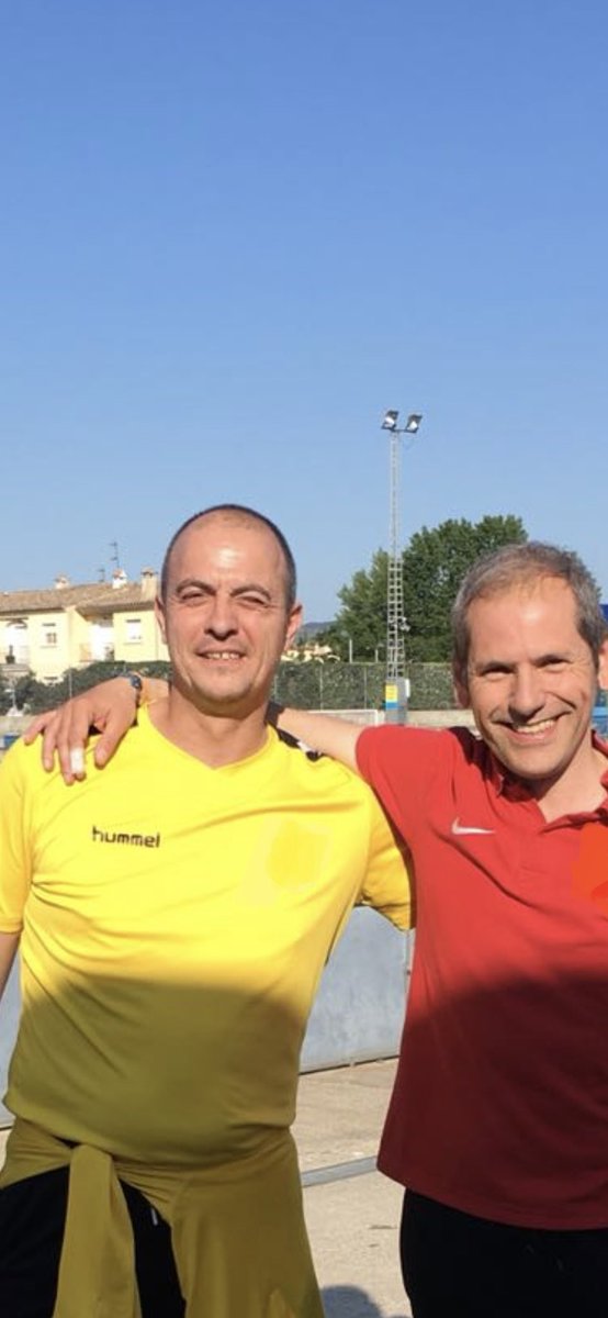 MariusRiembau's tweet photo. Avui retrobament amb el gran @XSANCHEZ13 amb un fantàstic dinar al Restaurant #solimar
Moltes gràcies per tot!!
🔥🥘⚽️ https://t.co/S61yzjhsds