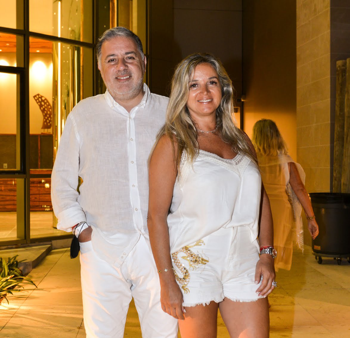 SEPARACIÓN💔

Fabian Doman y Viviana Salama decidieron separarse, fue en buenos términos y ahora siguen siendo amigos.
El Viernes estuvieron juntos en una cena de los integrantes de #MomentoD.

Info <a href="/PampitoOk/">Pampito</a> #AlanTV22