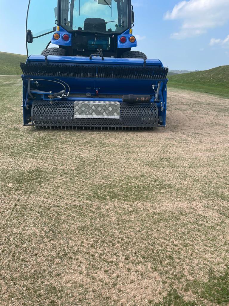 Renos complete <a href="/EastbourneDowns/">Eastbourne Downs</a> hollow core, sand dress and over seed.<a href="/CampeyTurfCare/">Campey™ Turf Care Systems</a> <a href="/Danny_Negus1/">Danny Negus</a> #jordans