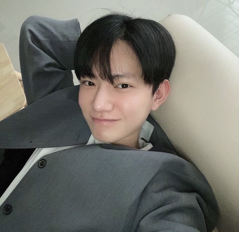 [220401] Yonggeun’s IG update 

#JoYonggeun #D1CE #디원스 #조용근 

instagram.com/p/CbzoXlFp1rk/…