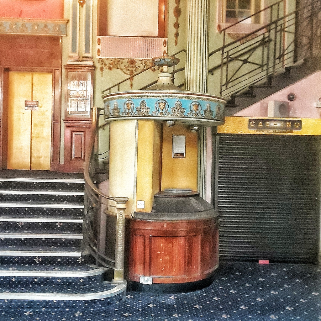 Old ticket booth at the Streatham Hill Theatre. 
It was built in 1928–29 and was the last theatre designed by W. G. R. Sprague. 😍

#theater #musicaltheatre #musical #theatrical #theatrelife #acting #youngperformers #musictheater #stagey #Streatham