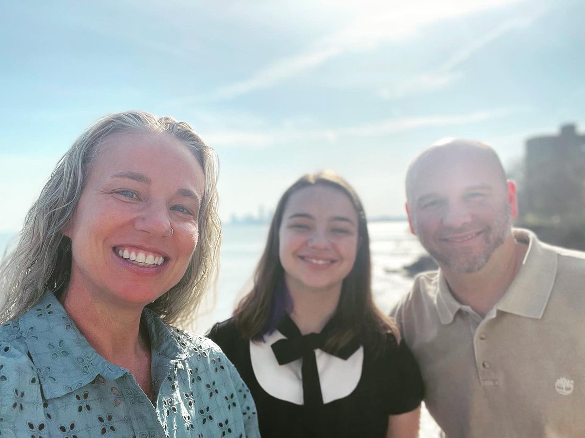 kfay's tweet photo. Delicious Sunday brunch at Pier W for John’s upcoming birthday and to celebrate the life of my aunt Mary (a few months late but first chance we were able to get out on a Sunday) ❤️ https://t.co/3yZ5wH7pPi