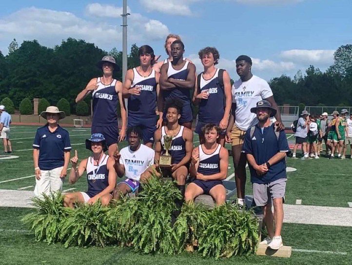 aaronhank19h's tweet photo. recap from state track 
•broke 100m state record- 10.87
•200m- 22.65 https://t.co/oaM3pYTD6l