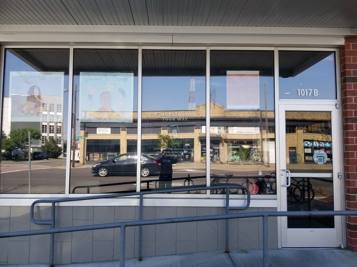 kylemmoore1990's tweet image. Supported unionizing baristas today at the Arthur Ashe Starbucks in Richmond, VA. Put up my &quot;Union Strong&quot; note on the community board next to a Bernie flyer for #UnityFest. #Virginia