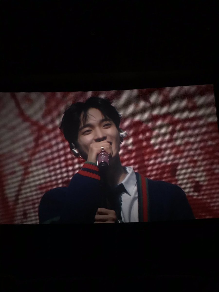 bybydoky's tweet photo. neomu happy🐯🥰 
tangan wangi dpt doorprize its xixi
#PowerOfLove_TheMovie 
#PowerOfLove_CaratINA 
@pledis_17 @caratbatam https://t.co/D8EYKxG6zV