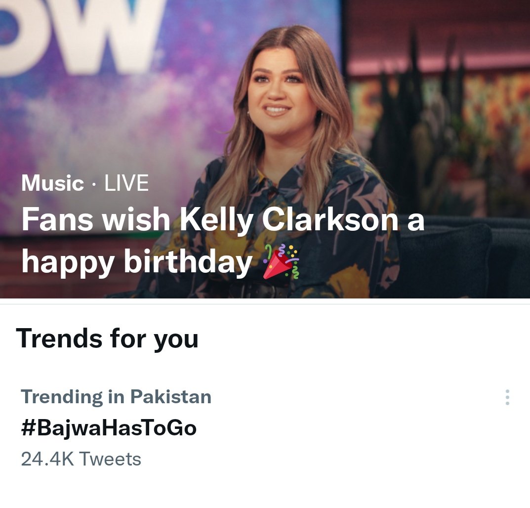 Happy Birthday Kelly Clarkson 