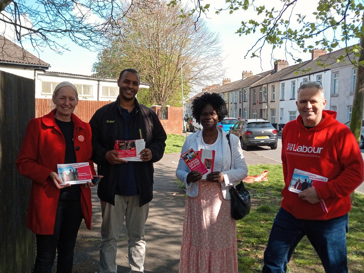 Fantastic weather ☀️matched the warm response in Pill this afternoon for Debbie Jenkins and Saeed Adam. 🌹🗳️👍 <a href="/NewportLabour/">Newport Labour 🌹</a> <a href="/nptwestlab/">Newport West and Islwyn Labour</a>