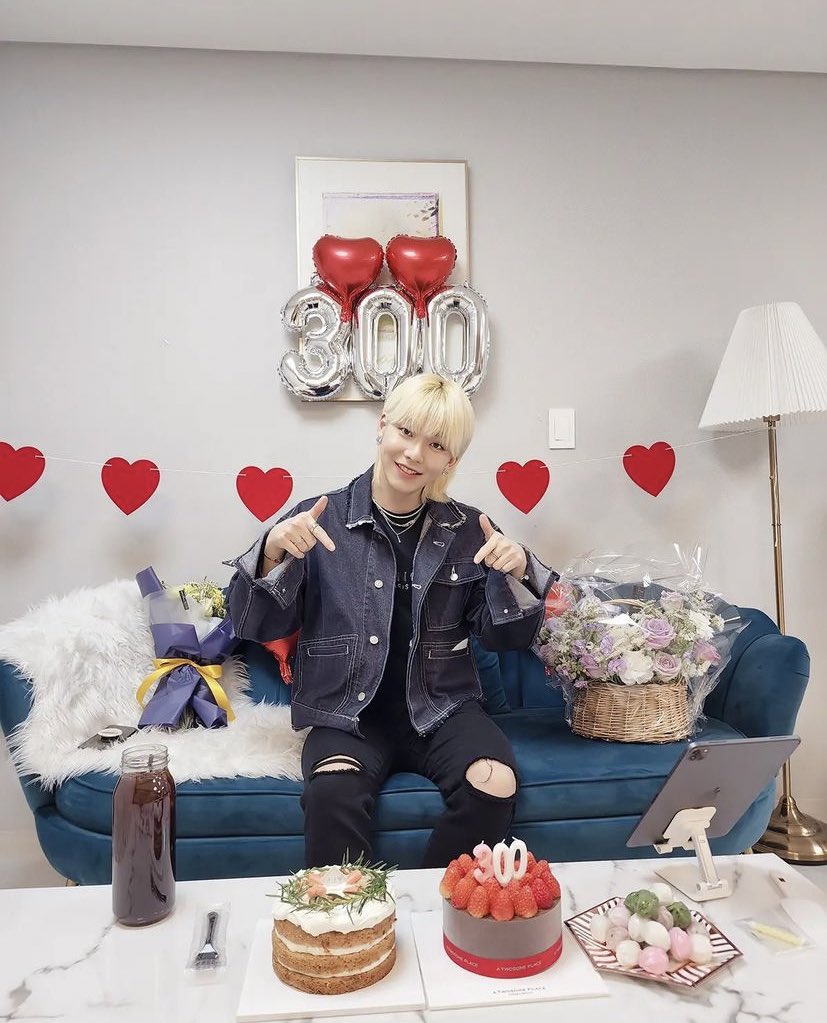 [220405] Jinyoung’s Instagram (wjy._.official) update 

#WooJinyoung #D1CE #디원스 #우진영 

instagram.com/p/Cb98C7GLpiD/…